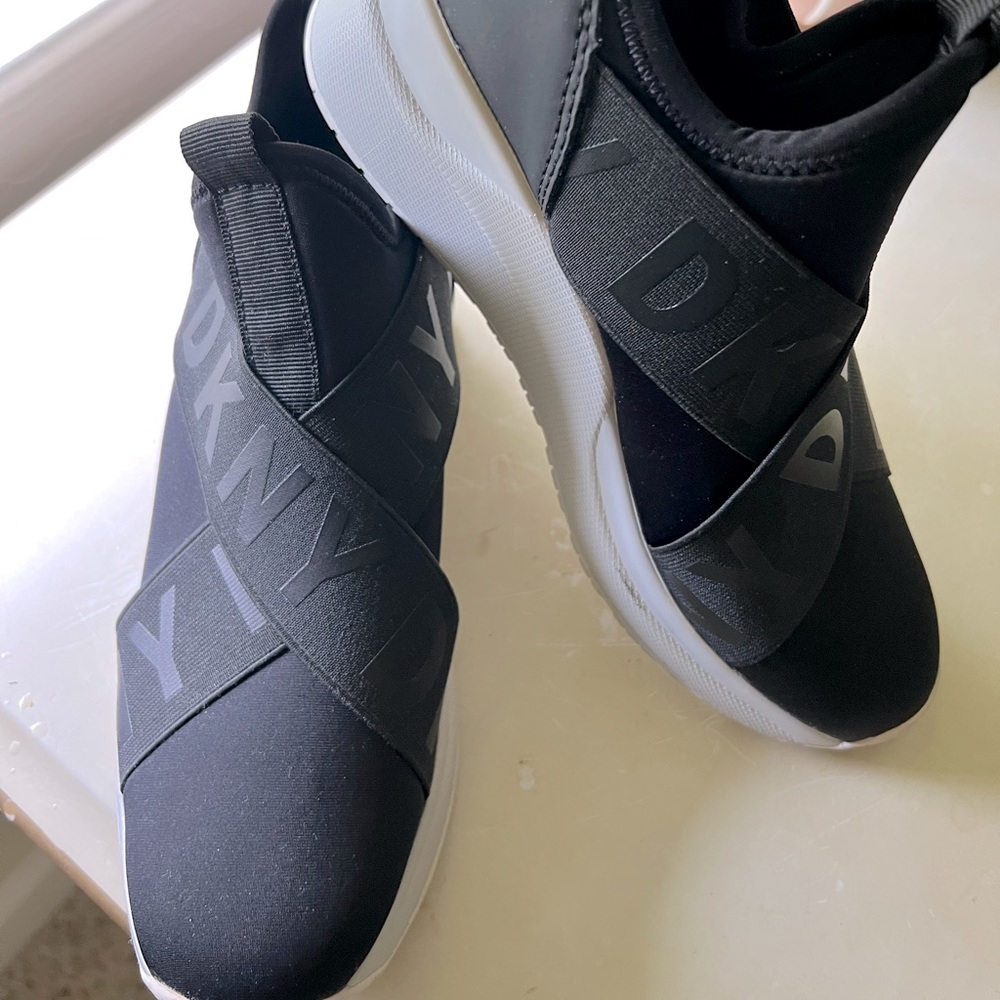 DKNY Lightweight Wedge Black & Light Grey Sneaker, Size 7 M